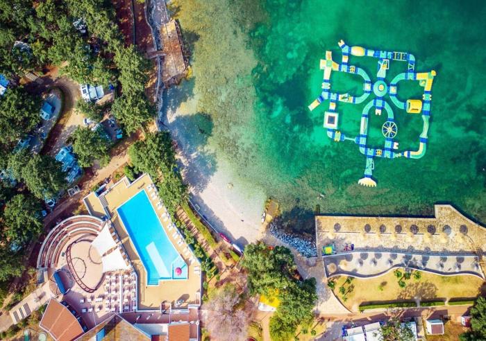 Camping Bijela Uvala - Eurocamp I Homair