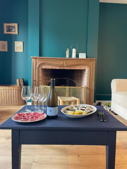 Family Home between Sea and Forest