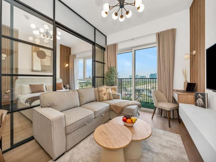 Contemporary 1BR in Collective 2.0 Luxury and Comfort