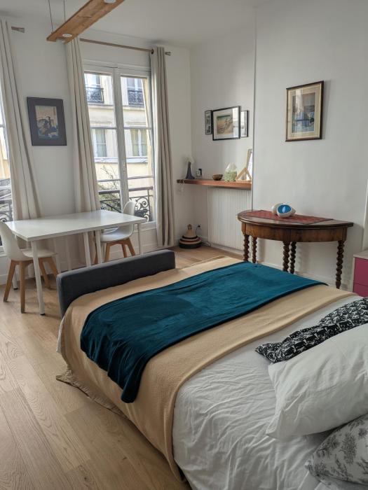 Charming apartment - famous Marais neighborhood