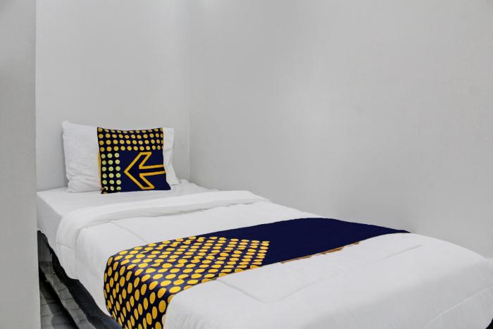 OYO Life 92509 Maulana Guest House Simpur