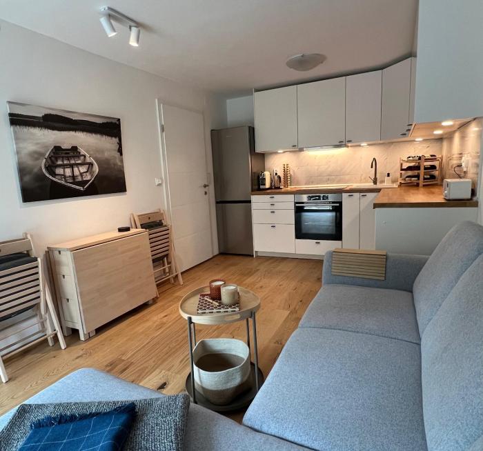 Cosy getaway in raw nature