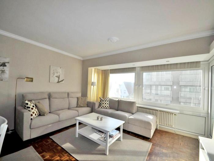 Apartment in Knokke near Albertstrand Beach