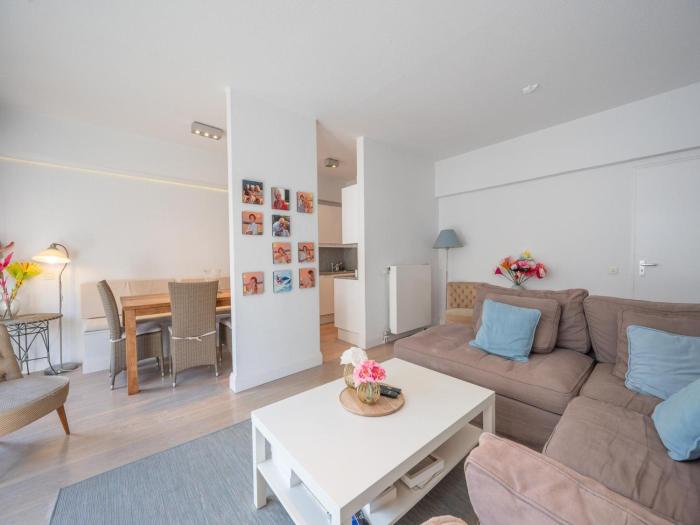 Apartment in Knokke-Heist near the Beach