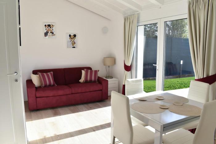 Renovated villa 400 meters from the sea with garden