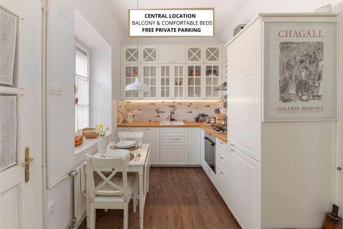 Historical Caserne Apartment