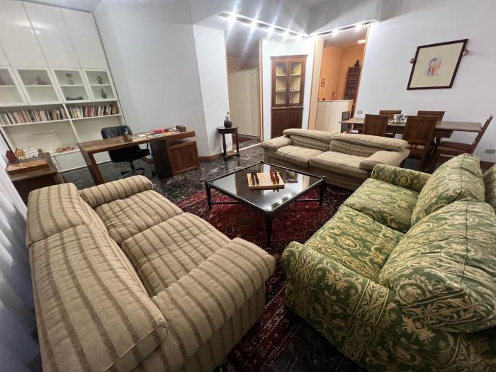 Elegante Appartamento in Parco