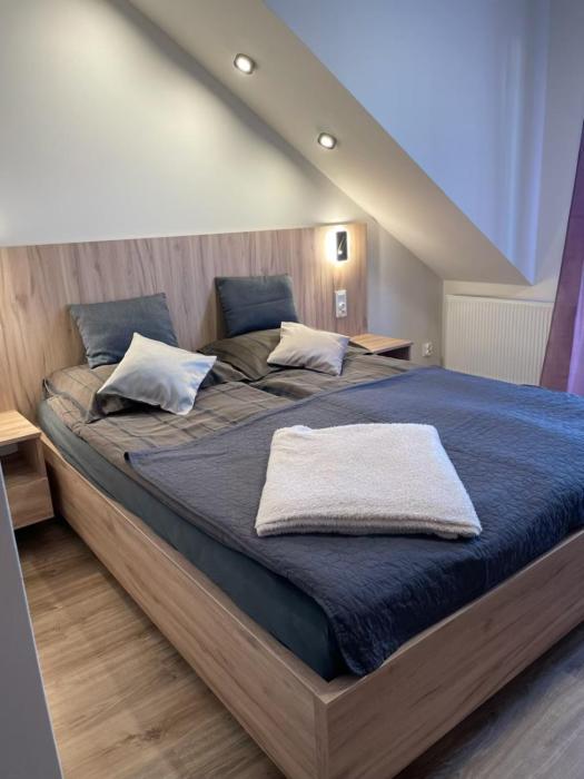 Pokoje i apartamenty nad Letniskową