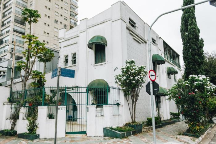 Água Branca Hoste & Suítes l São Paulo