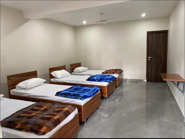 Aashrey-The Dorm Room