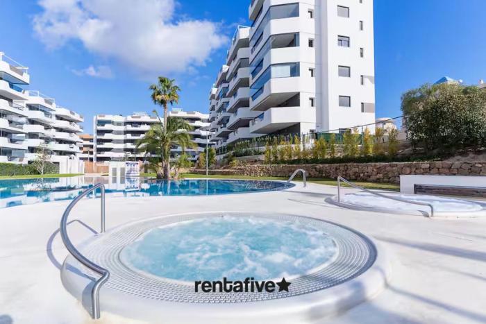 rentafive - Nuevo - Piscina - Jardín