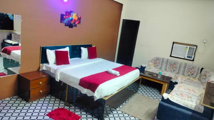 Hotel Royal blue