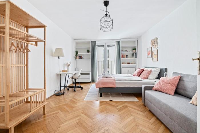 2 BR City Apartment in Neubau, 6 min to city center