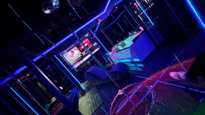 BDSM room Bydgoszcz z jacuzzi i sauną