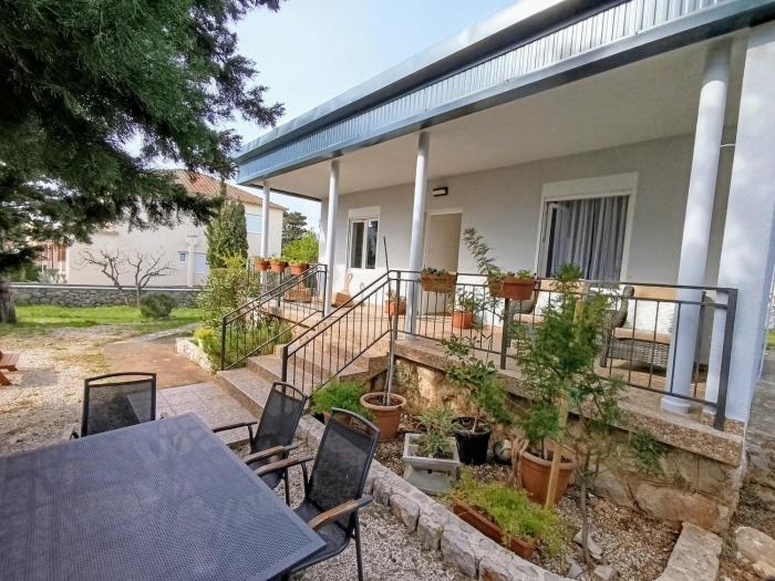 Holiday Home Lola - large outdoor area