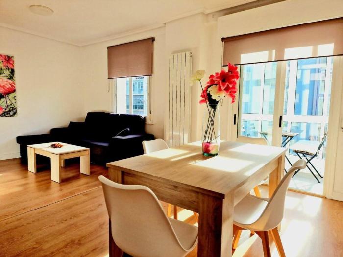 Espacioso y luminoso apartamento