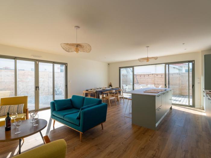 Maison neuve proche océan, terrasse, parking, 8 pers - FR-1-319-585