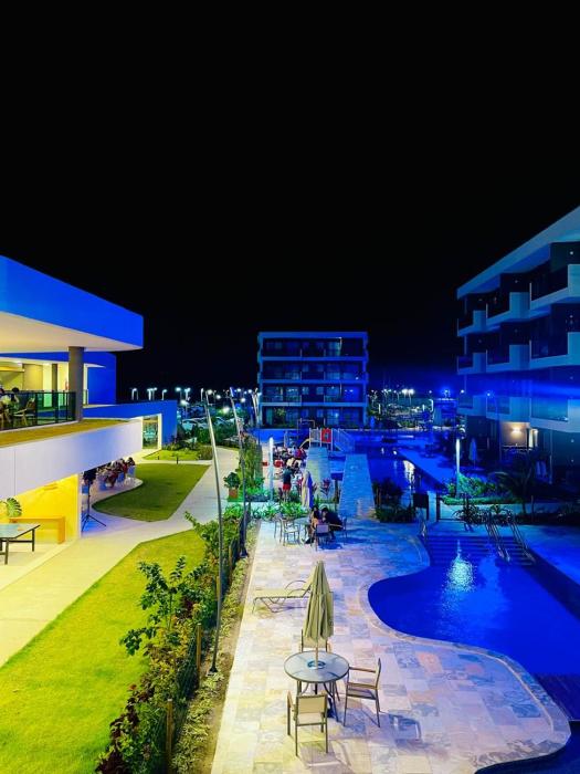 Flat em Muro Alto Porto de Galinhas com Piscina