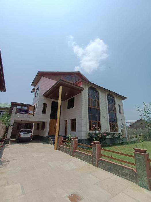Labeeks Villa