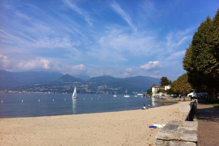 Cerro Lake view perfect for families, walk to the beach!