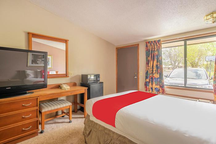 OYO Hotel Daleville AL Hwy 84