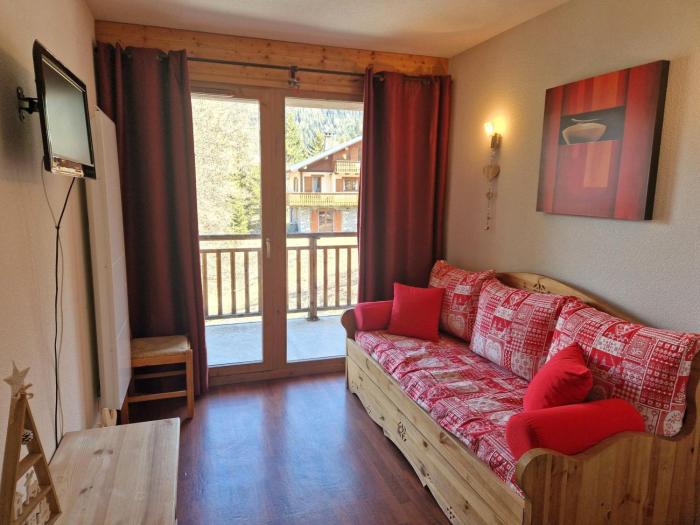 Appartement cosy 6 pers, 2 chambres, à 30m télécabine, proche commerces, balcon et casier à skis - FR-1-265-329