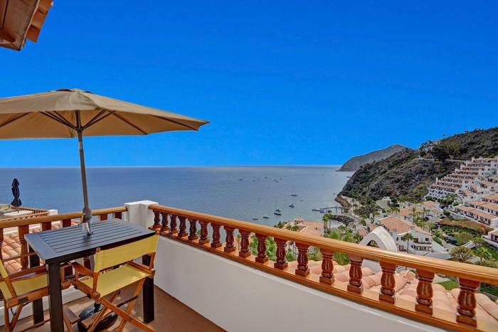 H1788 - Hamilton Cove Villa 17-88