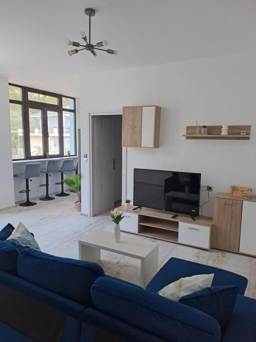 Sun and Salt Villas of Eleni