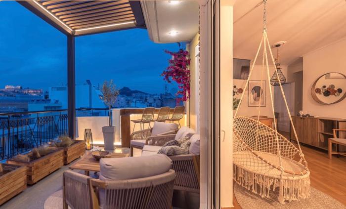 Parthenon Dream, breathtaking views with massage chair