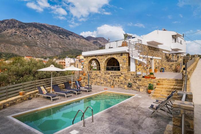 Zaros Springs Villa Avli