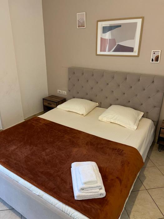 Cozy City Center Apartment