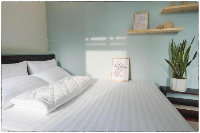 OYO 1168 Ellys Home 2