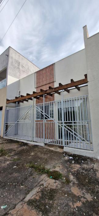 Casa confortável em Tangará