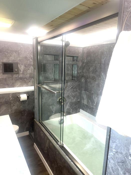 Secret Hot Tub King Haven Hideout