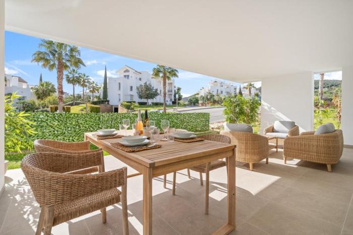 Luxurius ground floor apartment - Alcazaba Lagoon
