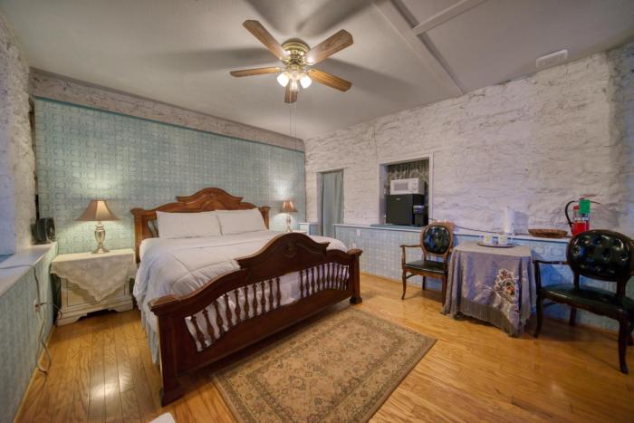 Downtown Hideaway Ste Piedmont