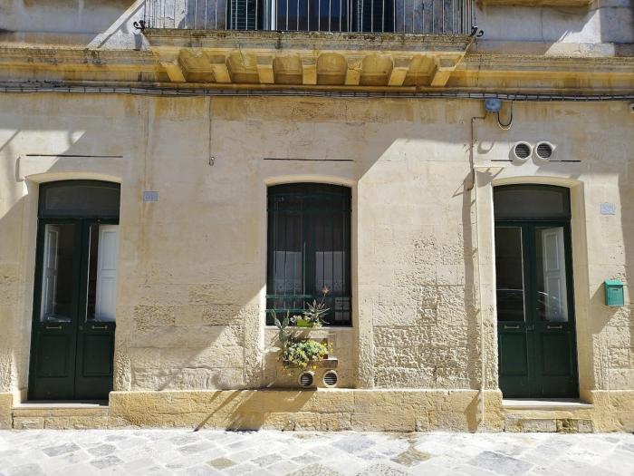 Quiet Apartment in Lecce Old Town with private entrance