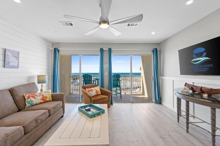 Gulf Front! Pool Access! Beach Service! Veranda 102-Coastal Wave Retreat