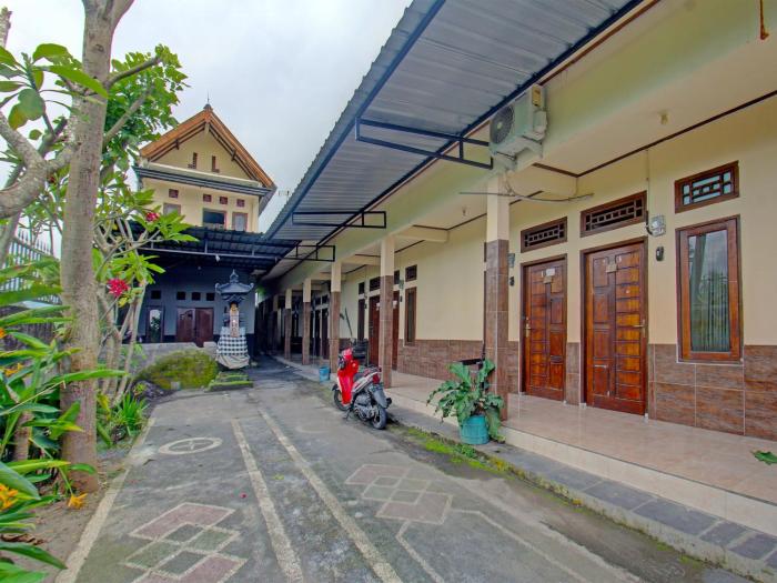 Hotel O Wisma Aluh AmbakNearPantai batu lima Asbullah tmbngn