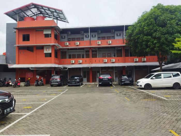 Hotel O Kost Orange Syariah