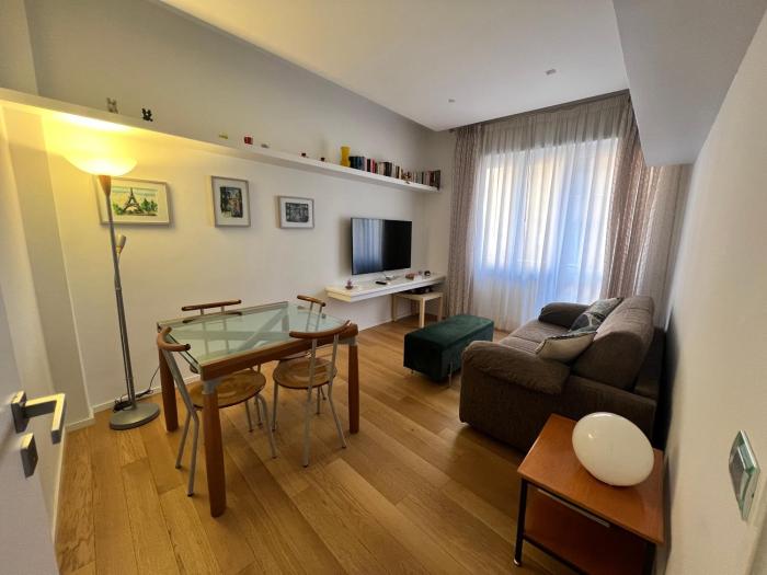 San Giovanni tourist accommodation - Metro A
