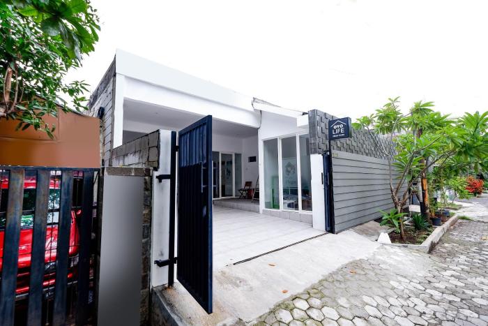 OYO Life 2491 Omah Puspa