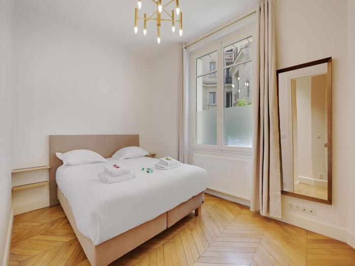 Superb apartment with terrace 2BR 4P Trocadero