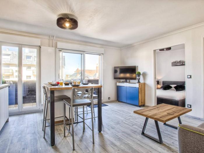 Charmant appartement rénové avec balcon et WiFi à Cabourg - FR-1-788-62
