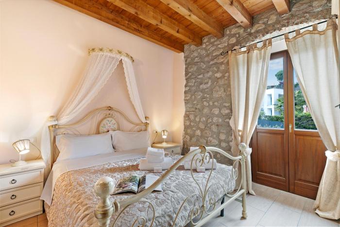 Agriturismo Cascina Crocelle - Lake View and Heated Pool