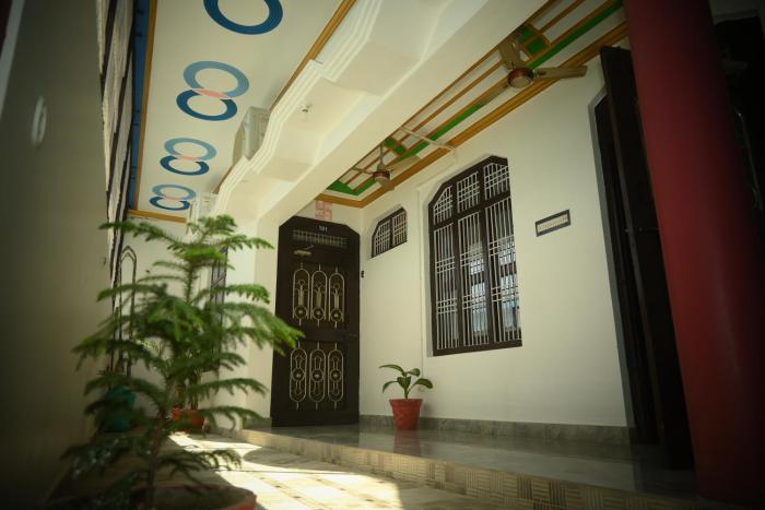 Shri Narayanam Guest House and Home Stay