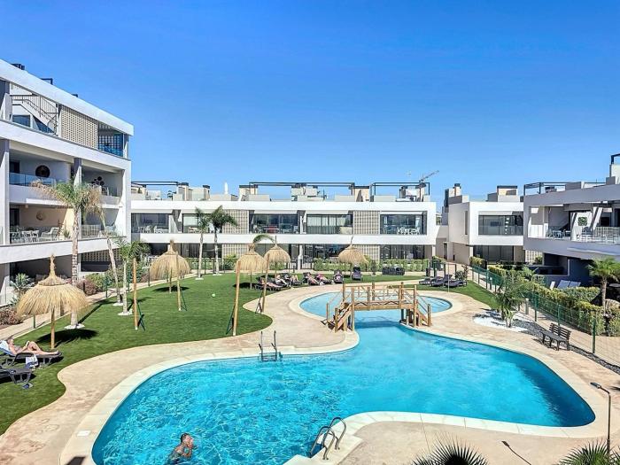 3105 - Penthouse Santa Rosalia Life & Lake Resort