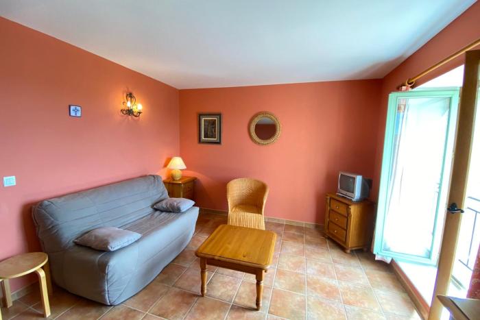 04B4 Beautiful studio in a mas provençal - pool