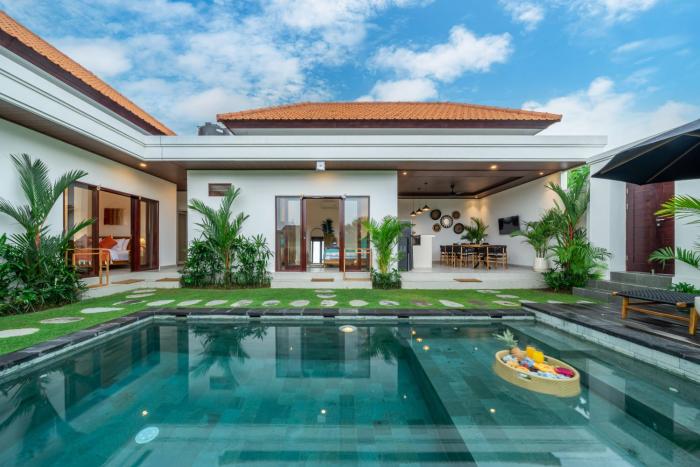 Stunning 4-Bedroom Villa with Breathtaking Ricefield Views - Your Ultimate Bali Getaway Awaits!