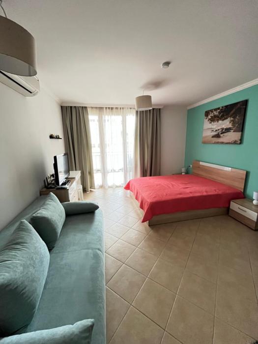 Aquamarine Studio in Santa Marina